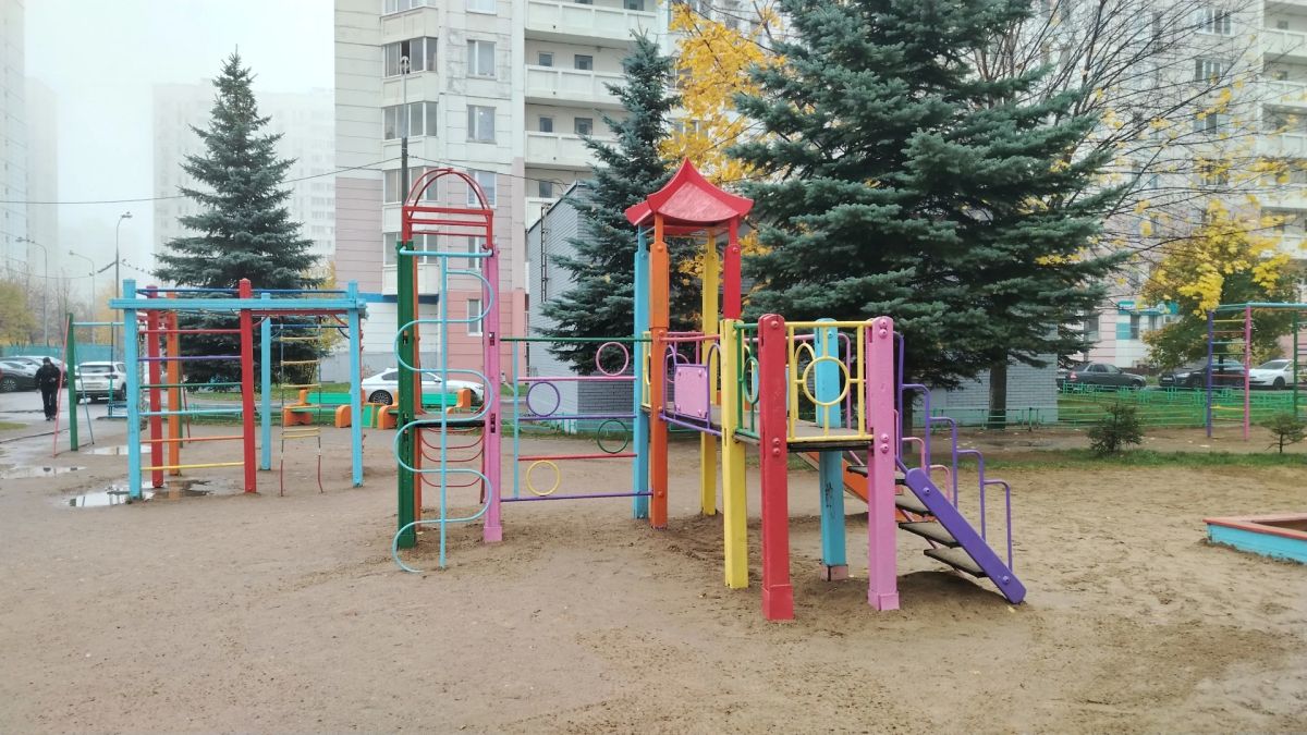 Содержание дворов и подъездов на улице Граничной проверили в Балашихе Содержание дворов и подъездов на улице Граничной проверили в Балашихе