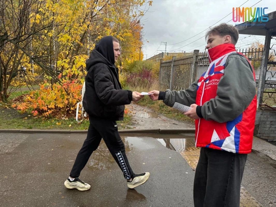 Мытищинцам рассказали о правилах поведения на железнодорожных путях Мытищинцам рассказали о правилах поведения на железнодорожных путях