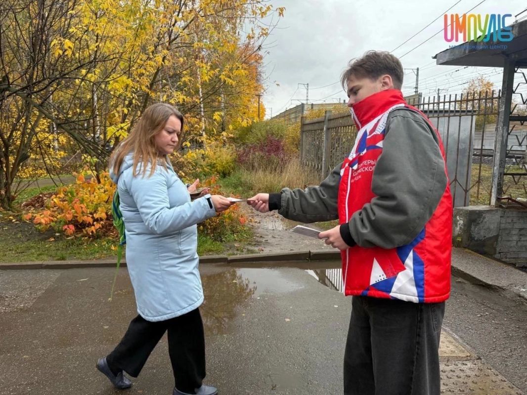 Мытищинцам рассказали о правилах поведения на железнодорожных путях Мытищинцам рассказали о правилах поведения на железнодорожных путях