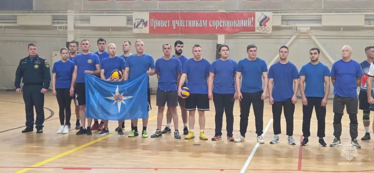 В Ивантеевке прошел волейбольный турнир памяти сотрудников, погибших при исполнении служебного долга В Ивантеевке прошел волейбольный турнир памяти сотрудников, погибших при исполнении служебного долга