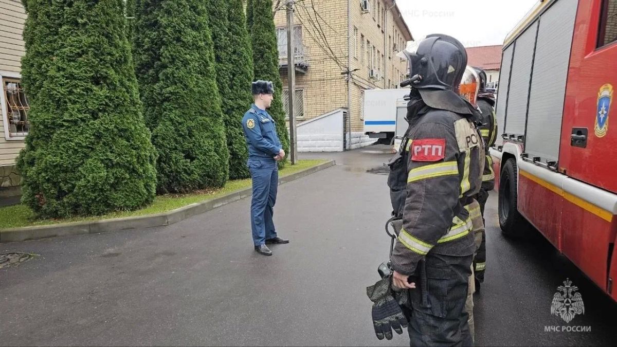В УМВД по Наро-Фоминскому городскому округу проведена пожарно-тактическая тренировка В УМВД по Наро-Фоминскому городскому округу проведена пожарно-тактическая тренировка