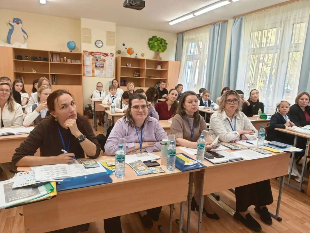 В Реутове стартовало Национальное соревнование юных исследователей «Шаг в будущее, Юниор» В Реутове стартовало Национальное соревнование юных исследователей «Шаг в будущее, Юниор»