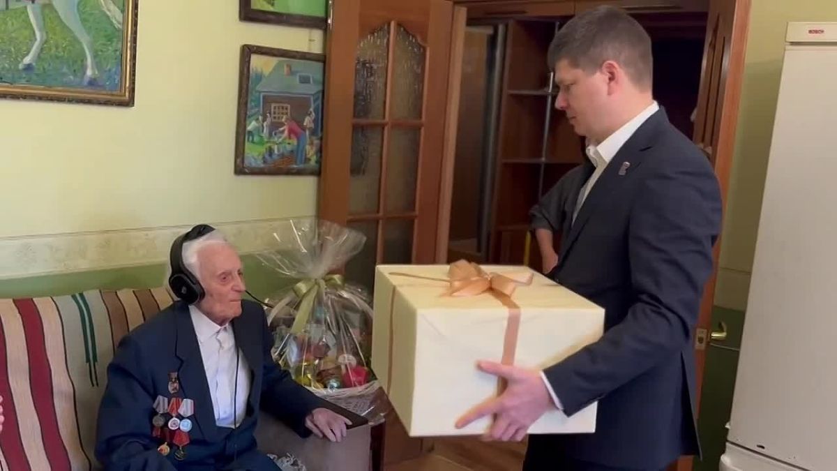 Сегодня свой 99-й день рождения отмечает участник Великой Отечественной войны, Почётный гражданин городского округа Электросталь — Яков Андреевич Топчиенко