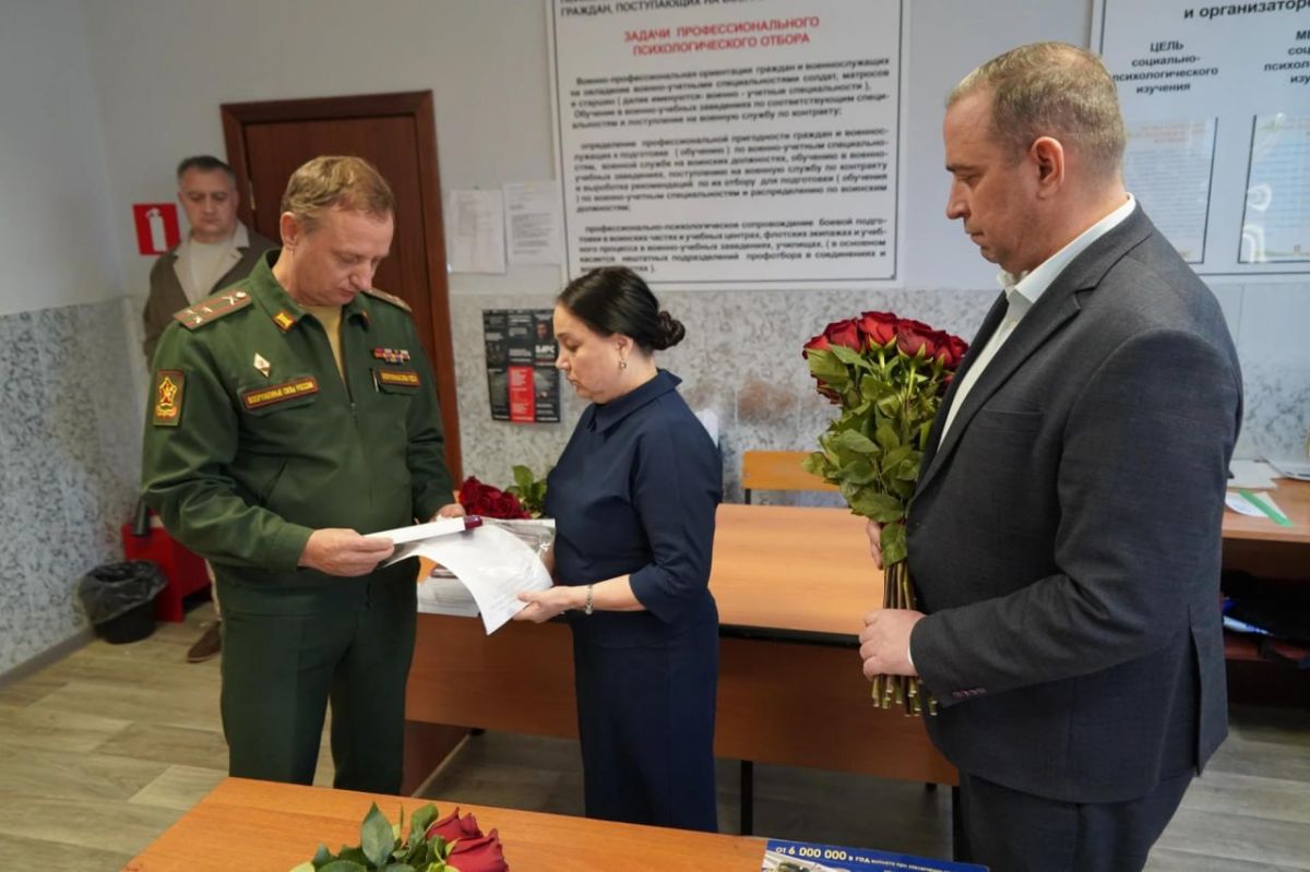 В Подольске семьям погибших героев вручили ордена Мужества В Подольске семьям погибших героев вручили ордена Мужества
