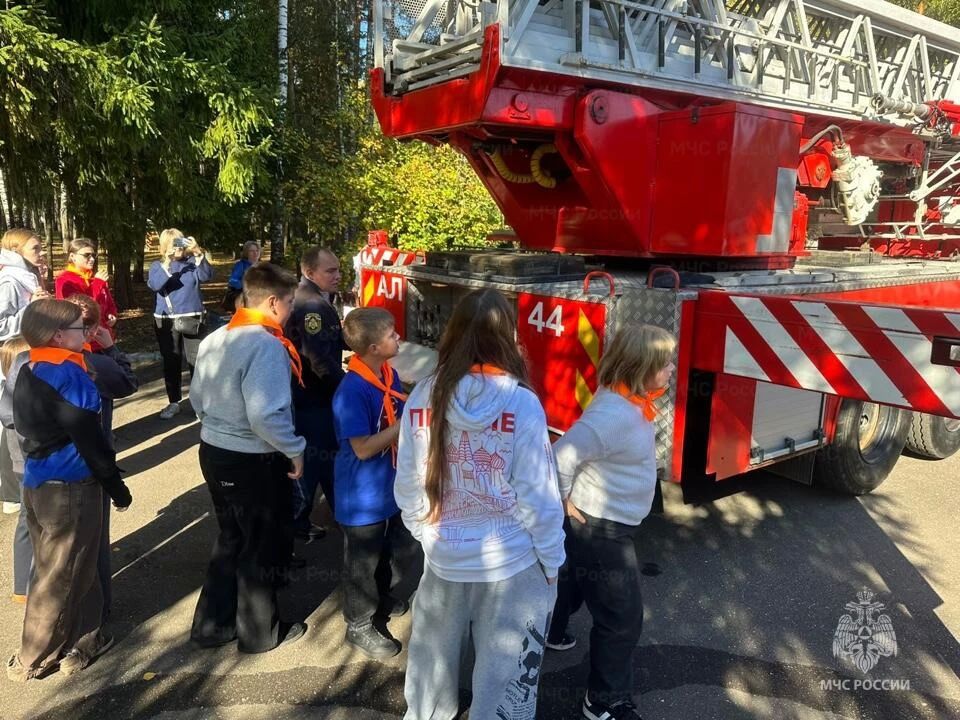 В детском лагере «Юнармеец» проведен День пожарной безопасности В детском лагере «Юнармеец» проведен День пожарной безопасности