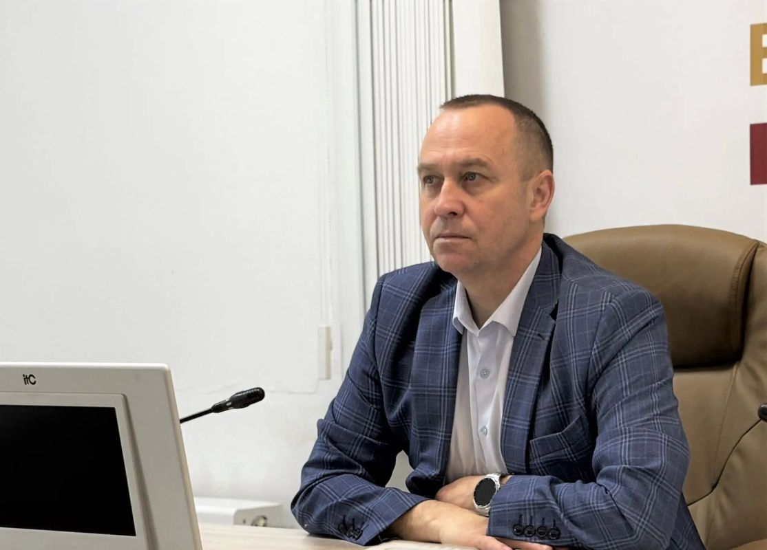 Алексей Малкин: Провёл транспортный час, где подробно обсудили обеспечение безопасности на объектах железнодорожной инфраструктуры на территории округа