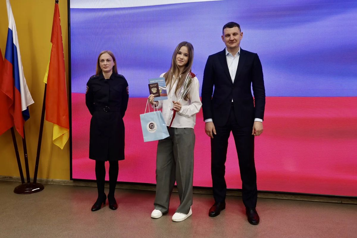 Иногда особенно важно ненадолго отвлечься от хозяйственных вопросов и просто пообщаться с молодыми жителями нашего округа Иногда особенно важно ненадолго отвлечься от хозяйственных вопросов и просто пообщаться с молодыми жителями нашего округа