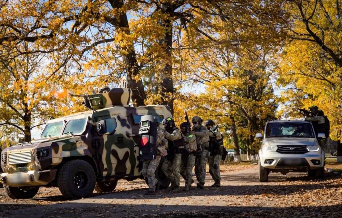 Бронеавтомобиль Cobra-LAMV 4x4 производства канадско-эмиратской компании Streit Group на вооружении бойцов СОБР «Гюрза» Главного управления Росгвардии по Московской области