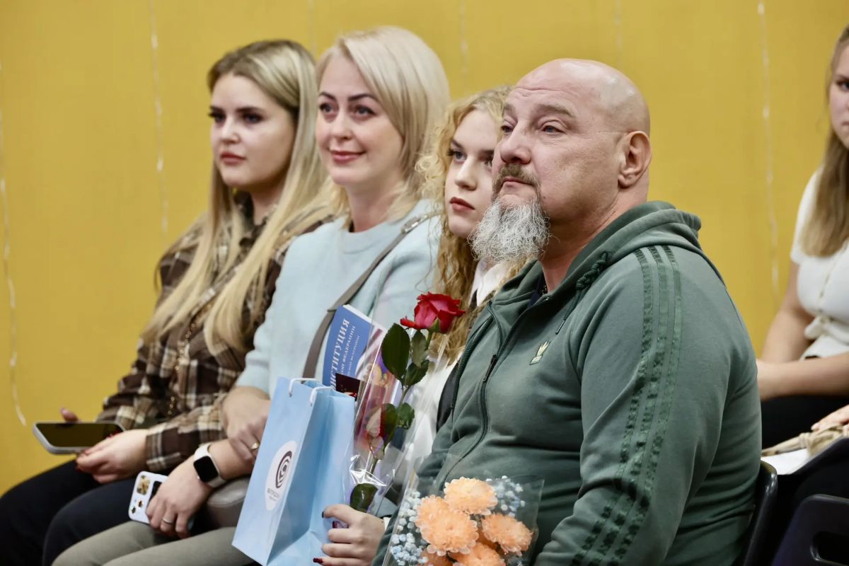 Иногда особенно важно ненадолго отвлечься от хозяйственных вопросов и просто пообщаться с молодыми жителями нашего округа Иногда особенно важно ненадолго отвлечься от хозяйственных вопросов и просто пообщаться с молодыми жителями нашего округа