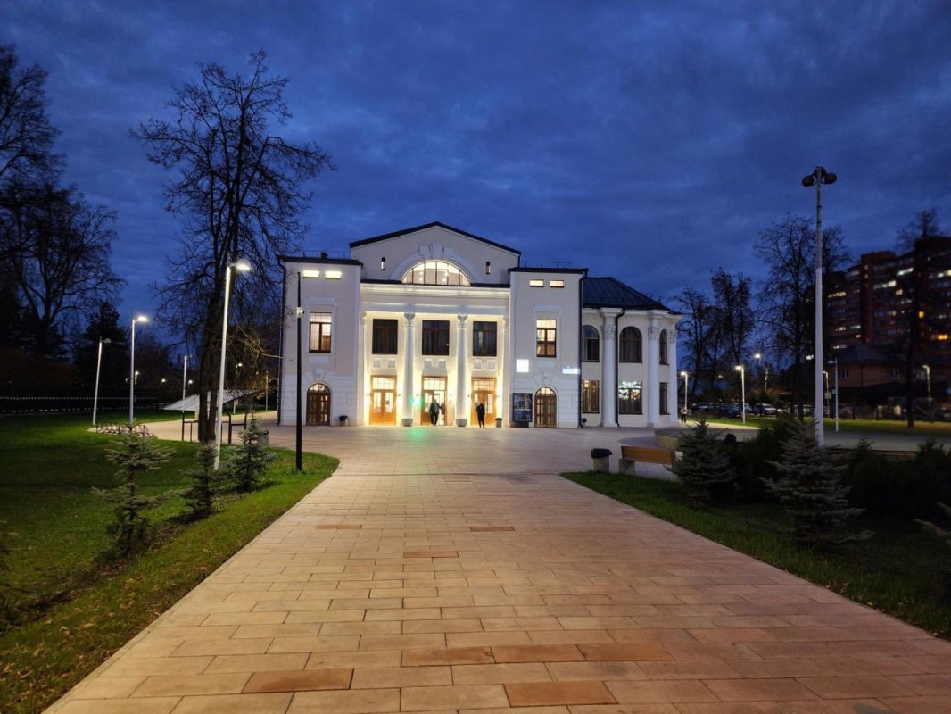 В Центре культуры и искусств имени Л.Н. Кекушева открылись новые творческие секции