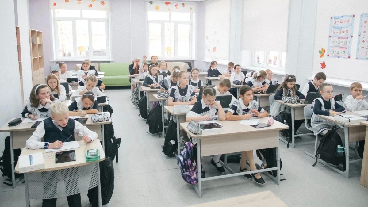 Учащиеся люберецкого лицея №4 изучают цифровую грамотность на киберуроках Учащиеся люберецкого лицея №4 изучают цифровую грамотность на киберуроках