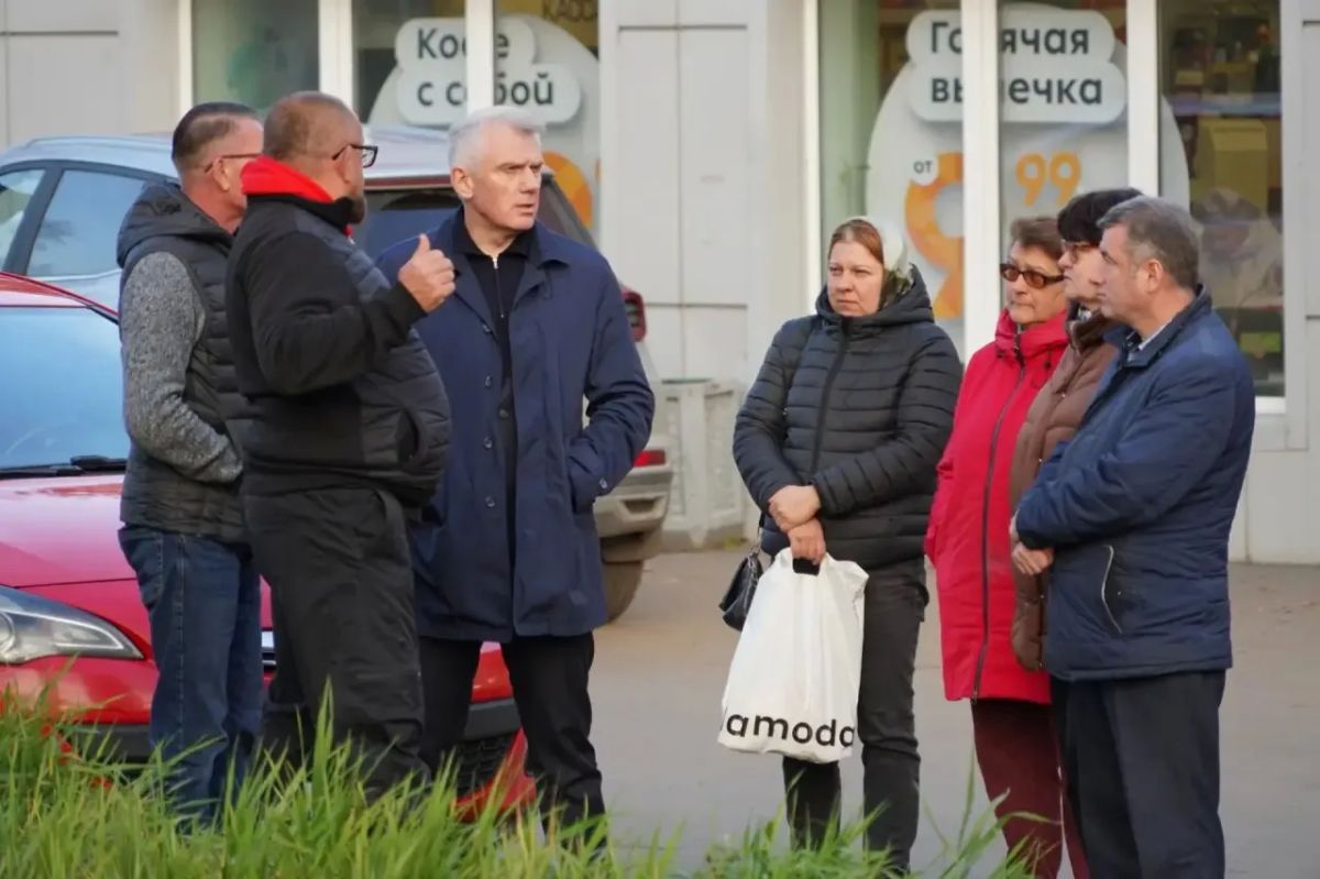 Хочу отдельно рассказать о ситуации на улице Михеенко в Хотьково, где в этом году в рамках государственной программы модернизации теплоснабжения обновили важный участок теплотрассы — проложили более 1,4 км новых труб Хочу отдельно рассказать о ситуации на улице Михеенко в Хотьково, где в этом году в рамках государственной программы модернизации теплоснабжения обновили важный участок теплотрассы — проложили более 1,4 км новых труб