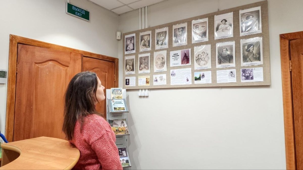 В Климовском отделе краеведения продлили выставку репродукций работ Марии Поленовой В Климовском отделе краеведения продлили выставку репродукций работ Марии Поленовой