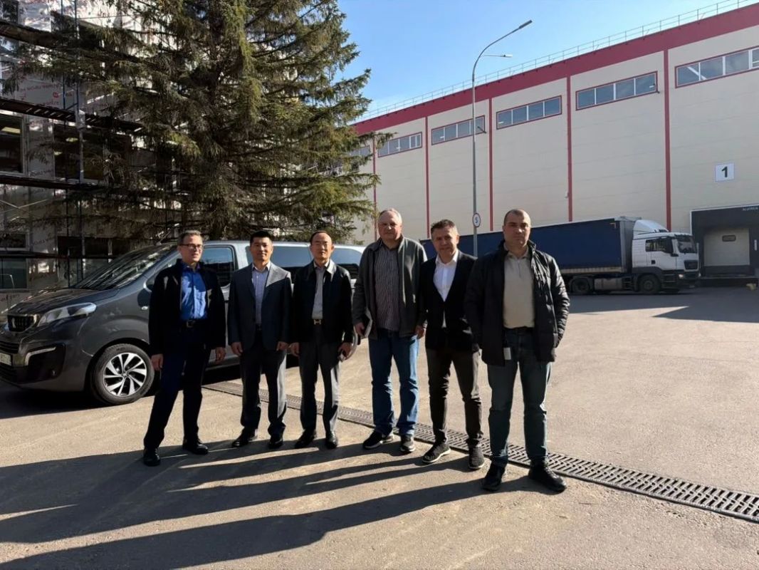 Ступинский химический завод посетили представители китайской компании Manxi Pack Ступинский химический завод посетили представители китайской компании Manxi Pack