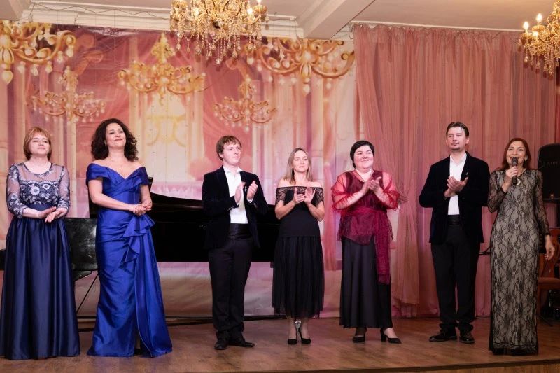 В МУ «Концертно-выставочный зал» состоялся вечер романса «Гори, гори, моя звезда»