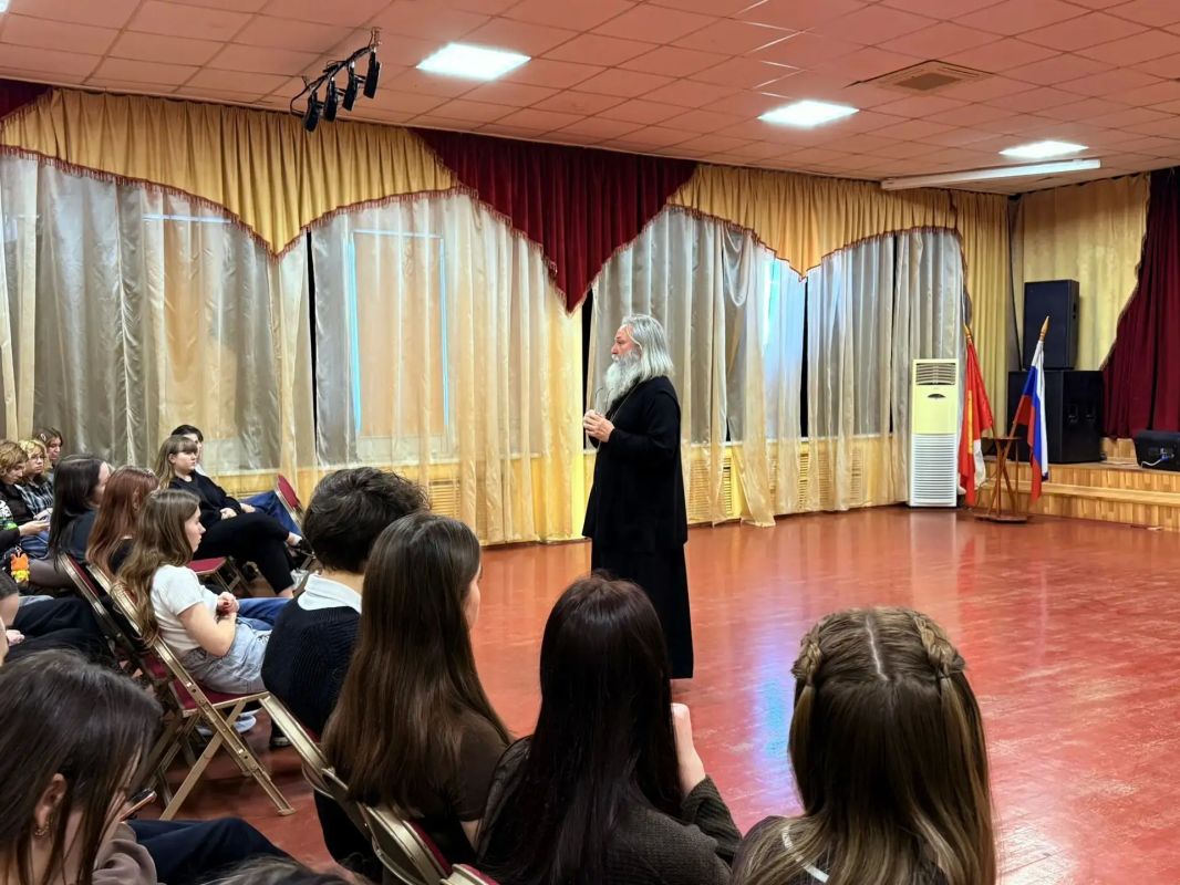 В Губернском колледже продолжается цикл православных лекториев, направленных на нравственное воспитание молодежи и осмысление вечных человеческих ценностей
