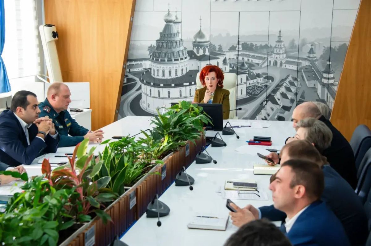Татьяна Витушева: На рабочем совещании с главами округов под руководством губернатора Подмосковья Андрея Воробьёва обсудили модернизацию наружного освещения Татьяна Витушева: На рабочем совещании с главами округов под руководством губернатора Подмосковья Андрея Воробьёва обсудили модернизацию наружного освещения