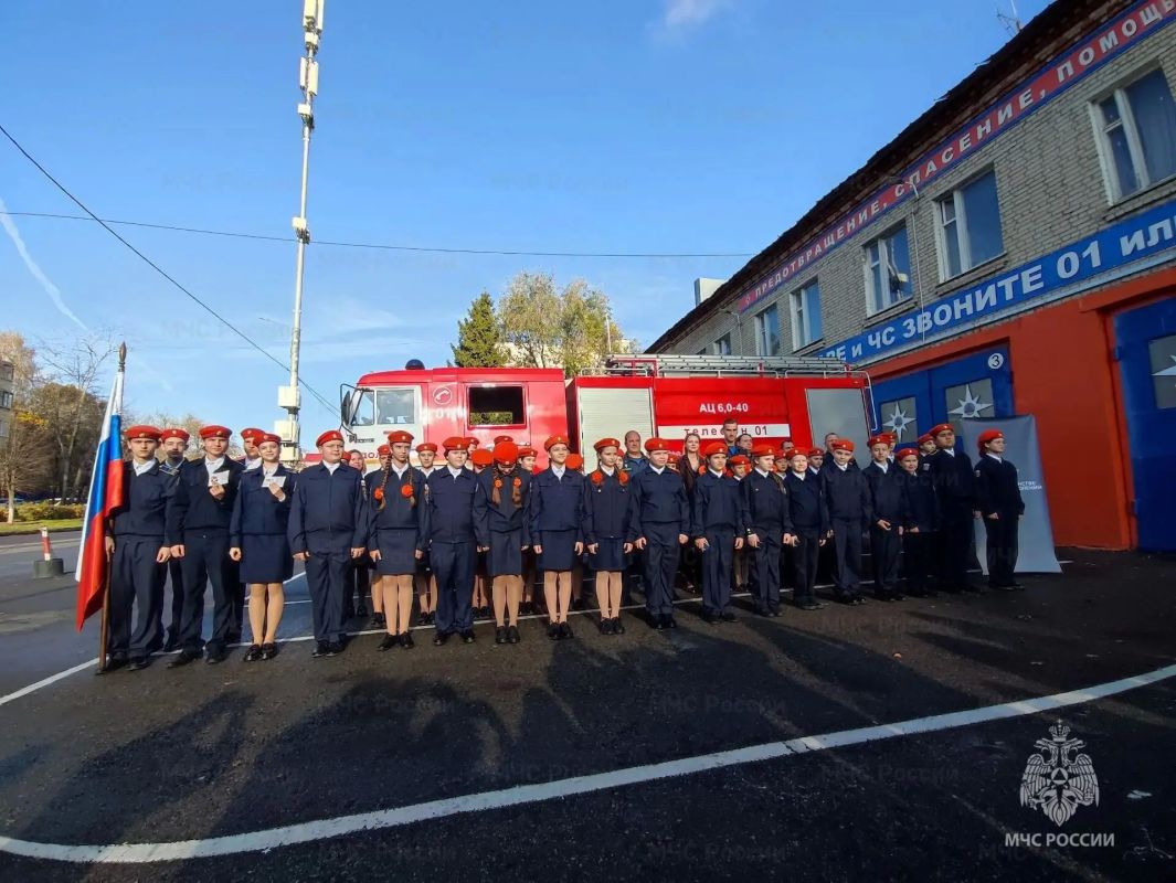 Торжественное посвящение в кадеты состоялось в 7-й пожарно-спасательной части Подольска Торжественное посвящение в кадеты состоялось в 7-й пожарно-спасательной части Подольска