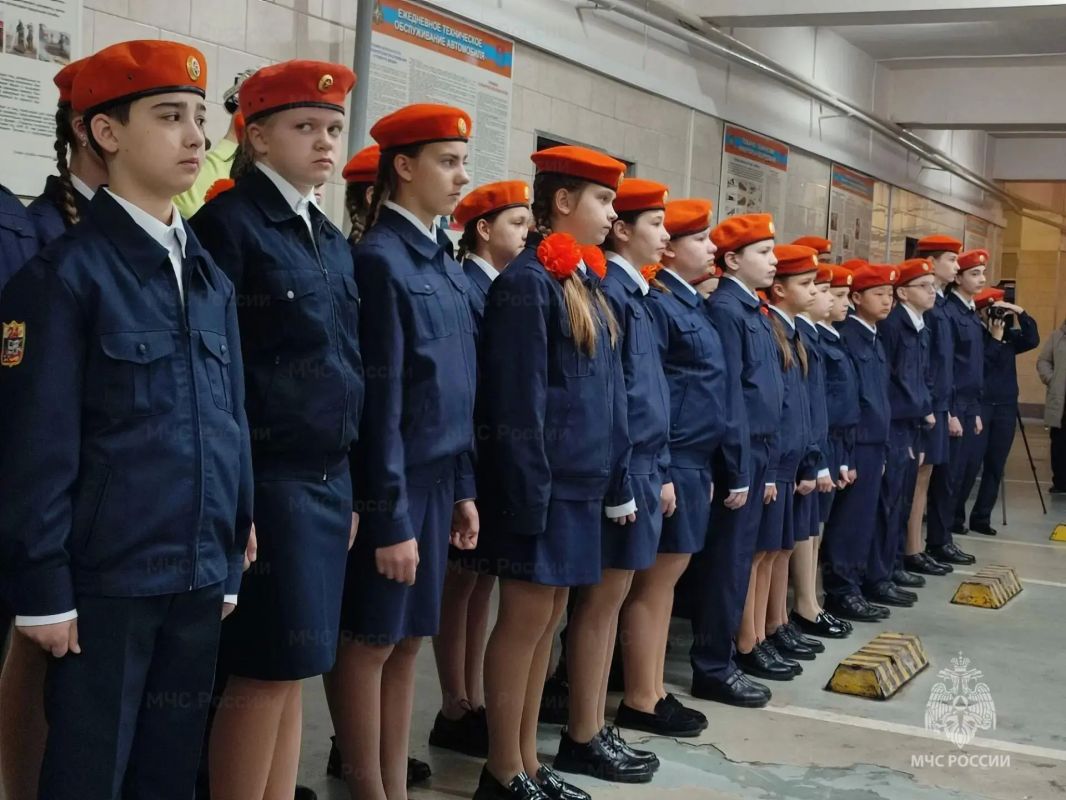Торжественное посвящение в кадеты состоялось в 7-й пожарно-спасательной части Подольска
