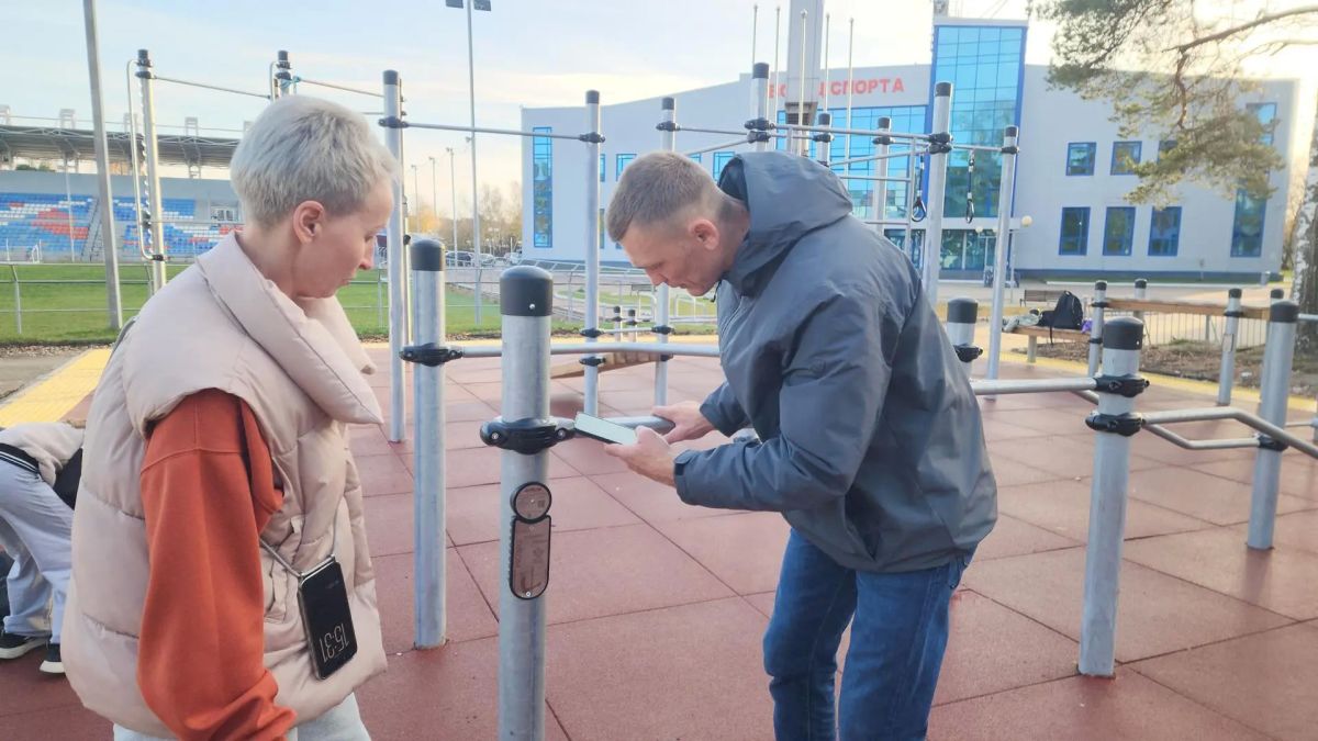 Возведение современной «умной» спортивной площадки в Красноармейске подходит к завершению Возведение современной «умной» спортивной площадки в Красноармейске подходит к завершению