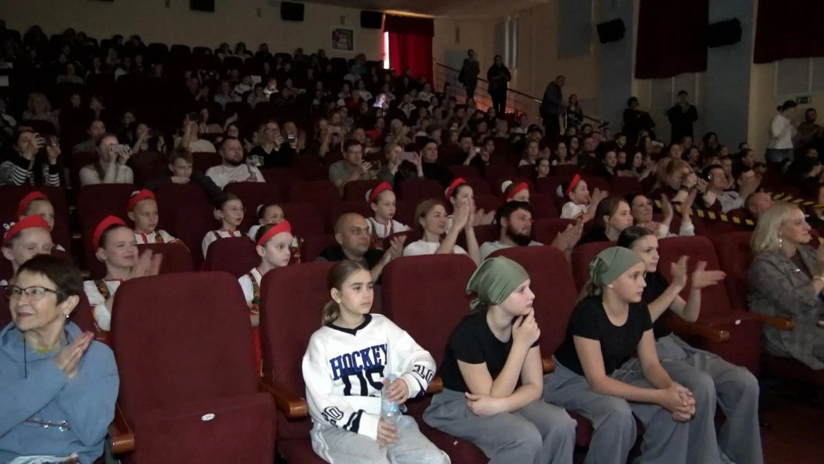 Более 400 юных танцоров выступили на форуме-фестивале в Красногорске Более 400 юных танцоров выступили на форуме-фестивале в Красногорске