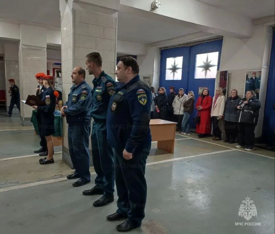 Торжественное посвящение в кадеты состоялось в 7-й пожарно-спасательной части Подольска Торжественное посвящение в кадеты состоялось в 7-й пожарно-спасательной части Подольска