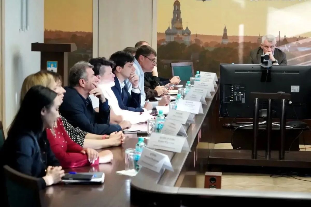 Сегодня в администрации округа прошло оперативное совещание под руководством врип главы округа Алексея Владимировича Лужецкого Сегодня в администрации округа прошло оперативное совещание под руководством врип главы округа Алексея Владимировича Лужецкого