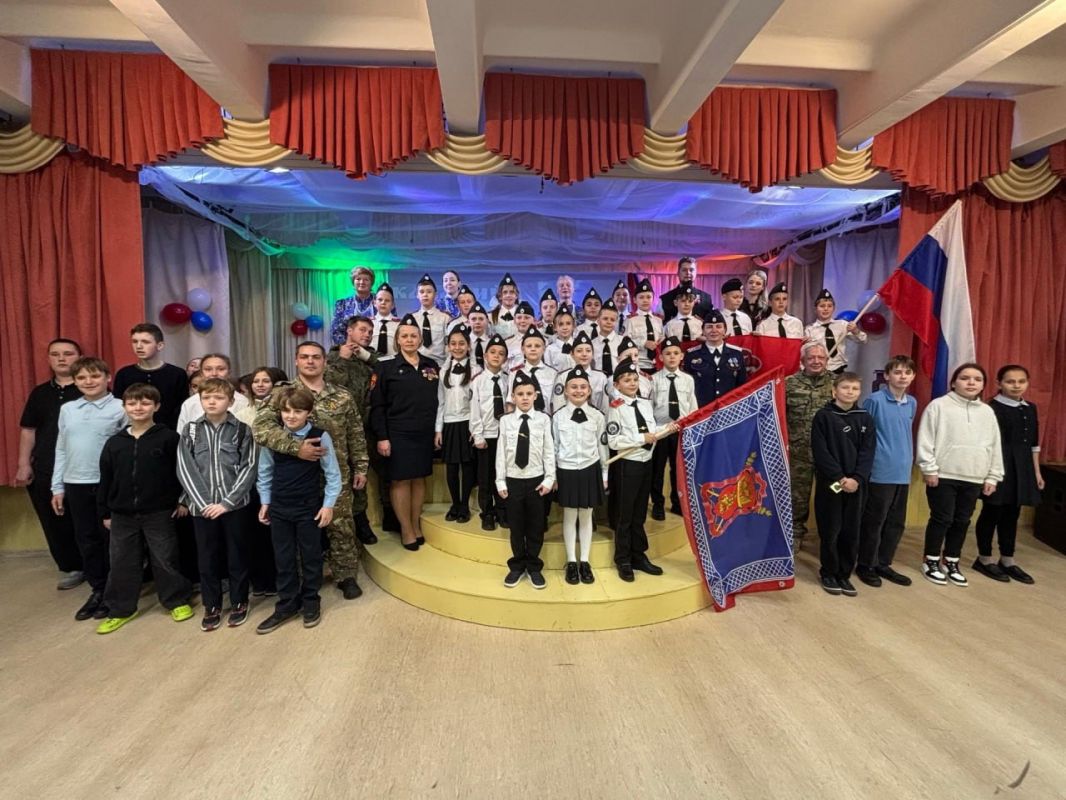 В Ногинском центре культуры и творчества «Глухово» состоялся «Казачий Сполох» — торжественный сбор кадетов-казаков Центра образования №21 В Ногинском центре культуры и творчества «Глухово» состоялся «Казачий Сполох» — торжественный сбор кадетов-казаков Центра образования №21