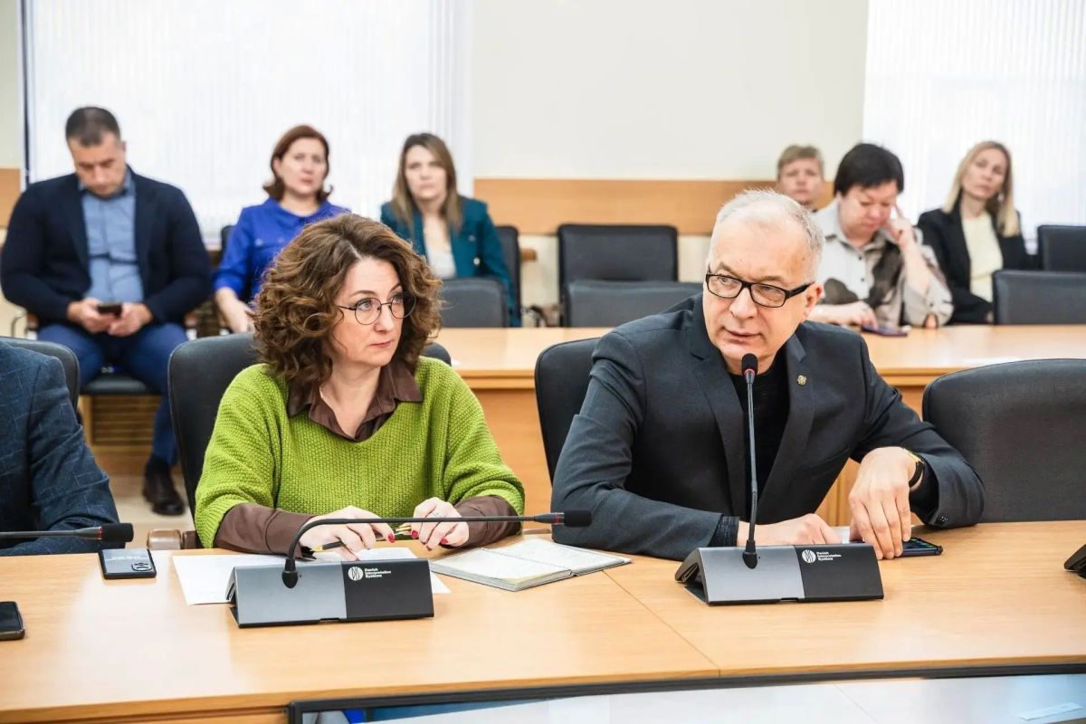 Ключевые темы еженедельного оперативного совещания под руководством главы Домодедово Евгении Хрусталевой Ключевые темы еженедельного оперативного совещания под руководством главы Домодедово Евгении Хрусталевой