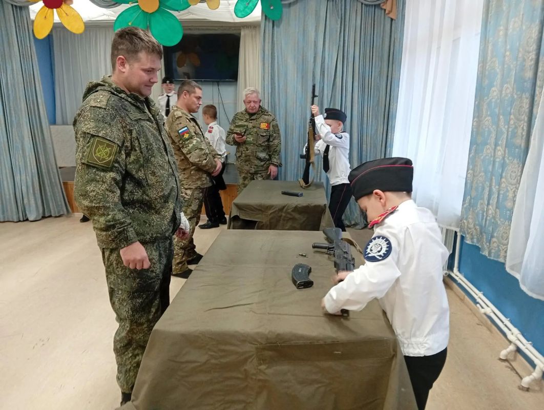 В Ногинском центре культуры и творчества «Глухово» состоялся «Казачий Сполох» — торжественный сбор кадетов-казаков Центра образования №21