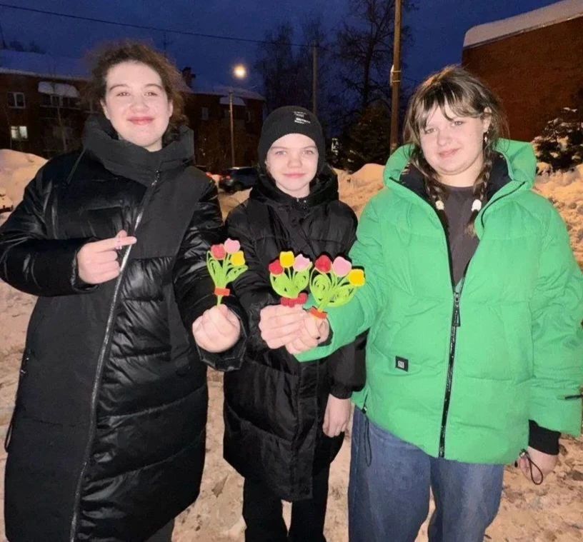 СВОи Zдесь. НАШИ ЗВЕЗДОЧКИ Наши дети из семей участников СВО Солнечногорска радуют нас своими творческими успехами СВОи Zдесь. НАШИ ЗВЕЗДОЧКИ Наши дети из семей участников СВО Солнечногорска радуют нас своими творческими успехами