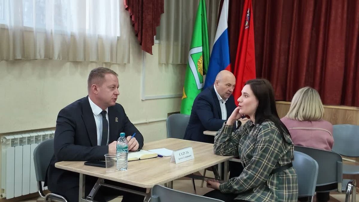 Максим Красноцветов: Сегодня провели выездную администрацию для педагогов округа в Образовательном комплексе № 1 города Пушкино на 2-м Некрасовском проезде