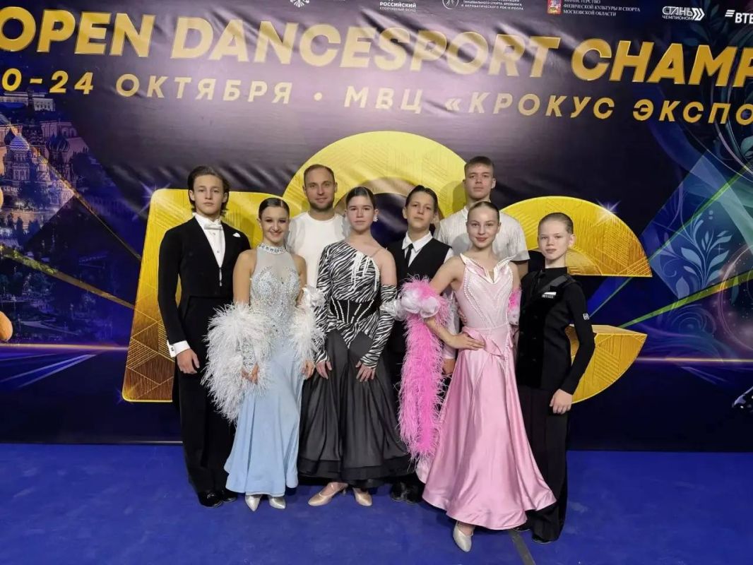Russian Open DanceSport Championships: серебро у воспитанников «Радуги танца» Russian Open DanceSport Championships: серебро у воспитанников «Радуги танца»