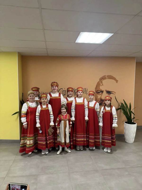 СВОи Zдесь. НАШИ ЗВЕЗДОЧКИ Наши дети из семей участников СВО Солнечногорска радуют нас своими творческими успехами СВОи Zдесь. НАШИ ЗВЕЗДОЧКИ Наши дети из семей участников СВО Солнечногорска радуют нас своими творческими успехами