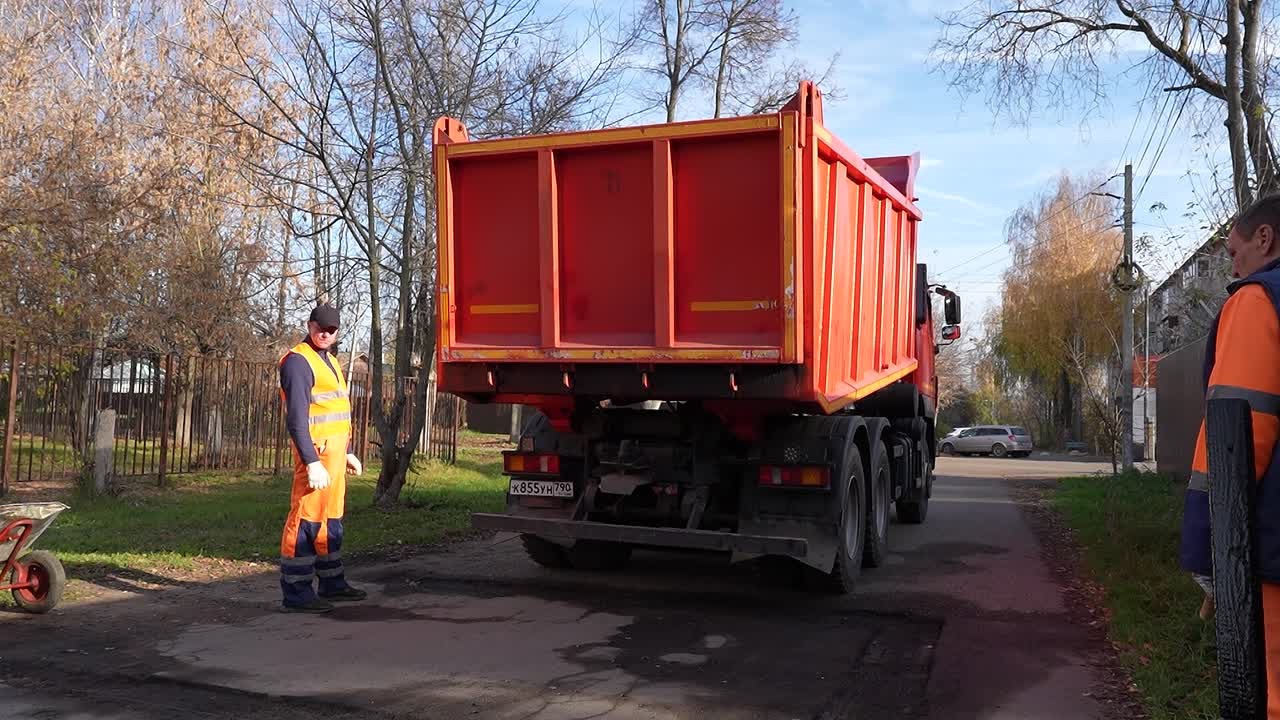 Поддержание дорог в нормативном состоянии - одна из важнейших задач, входящих в Народную программу партии «Единая Россия»