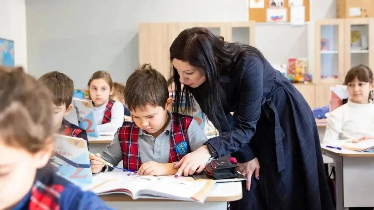 Более 21% люберецких выпускников, поступивших в ВУЗы, выбрали педагогические специальности Более 21% люберецких выпускников, поступивших в ВУЗы, выбрали педагогические специальности