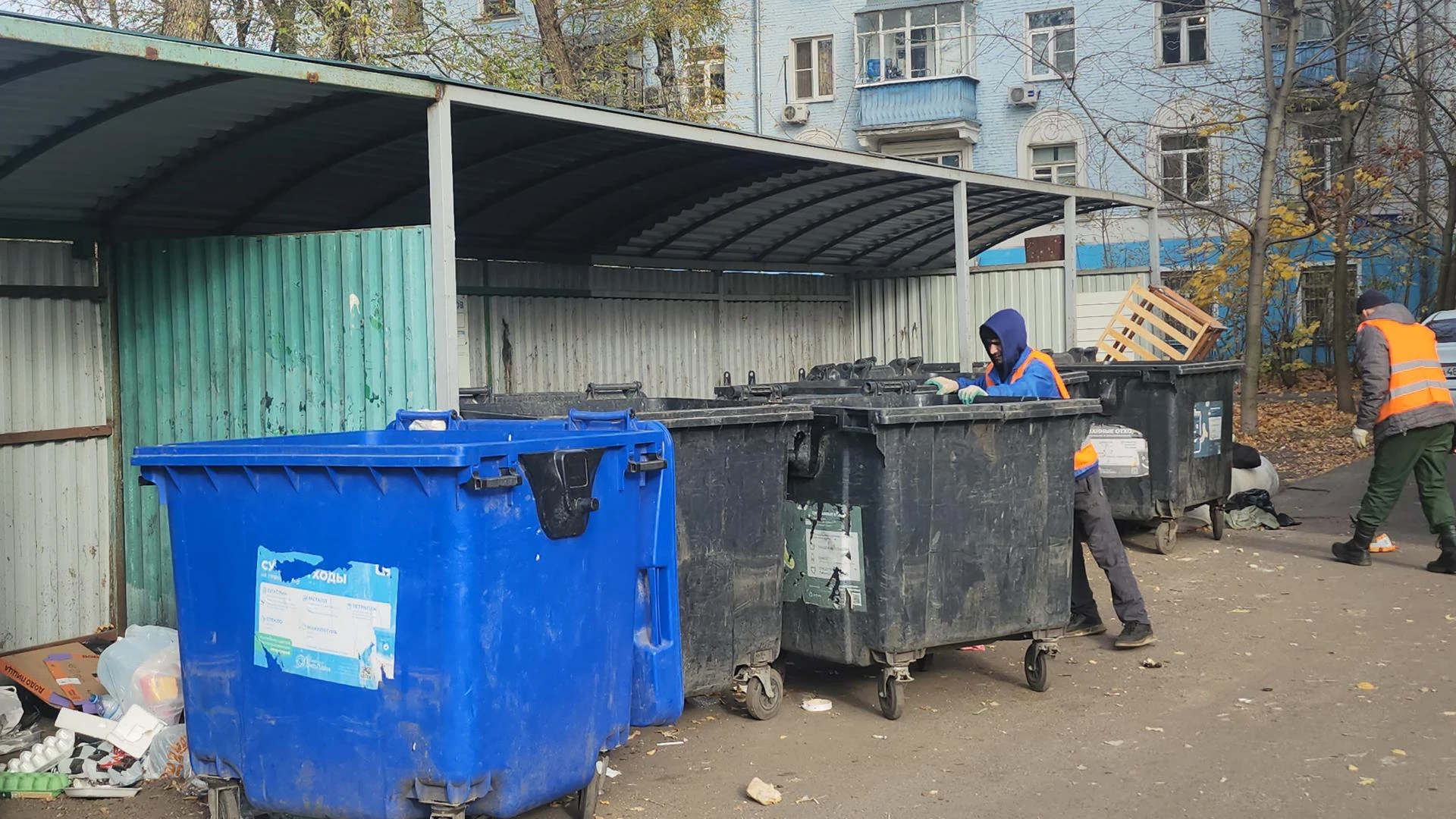 В Люберецком округе с контейнерных площадок вывезено около 2 млн м отходов
