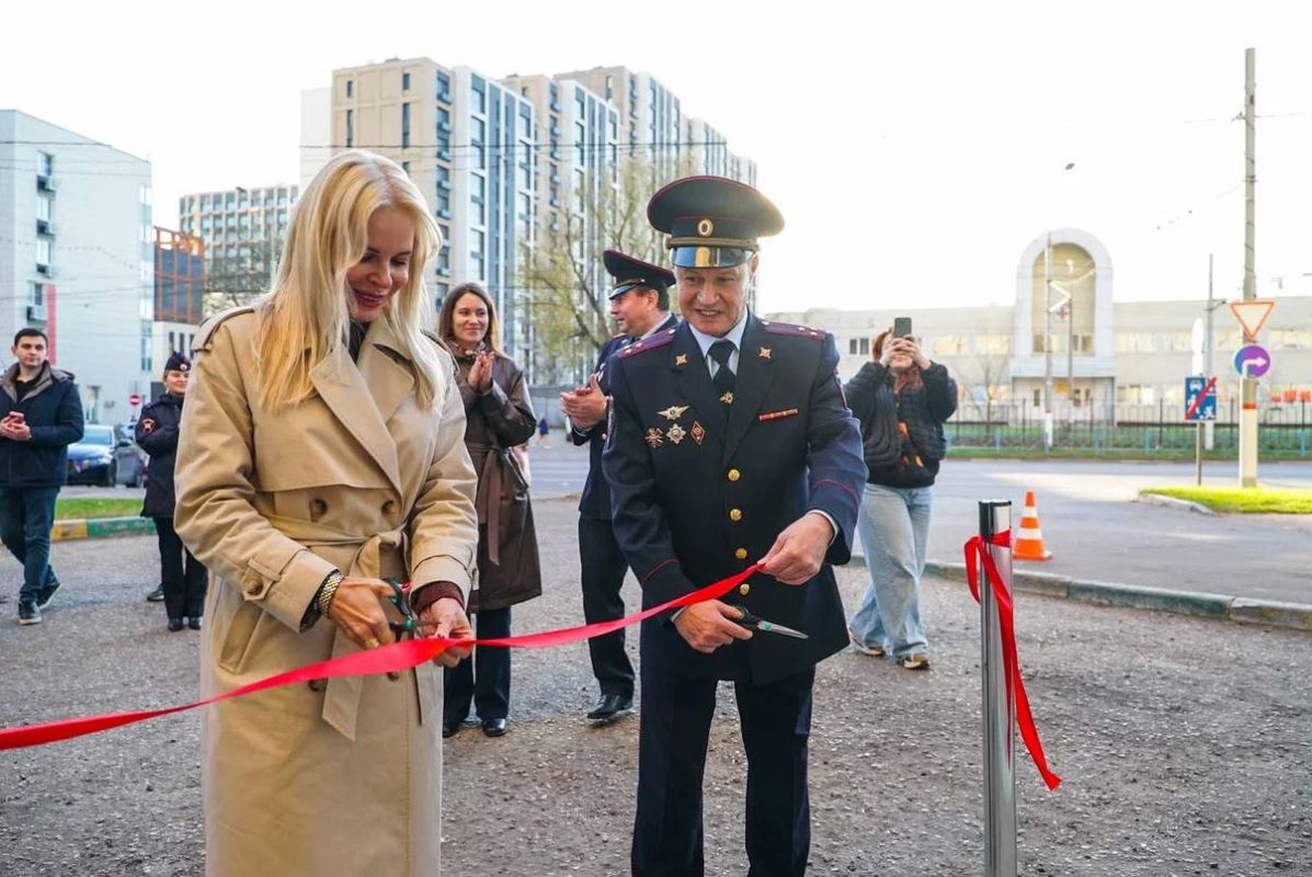 В Химках открыли первый мурал, посвященный безопасности дорожного движения! В Химках открыли первый мурал, посвященный безопасности дорожного движения!