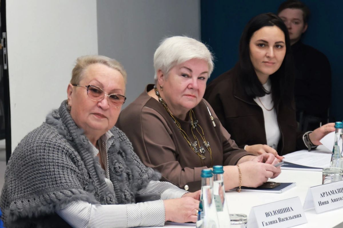 В Реутове наградили представителей добровольческих организаций В Реутове наградили представителей добровольческих организаций