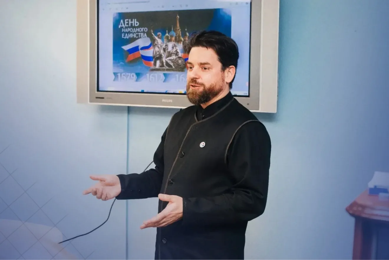 «Любовью и единением спасемся» — такие слова сказал преподобный Сергий Радонежский, напоминая нам, как важно быть вместе и поддерживать друг друга