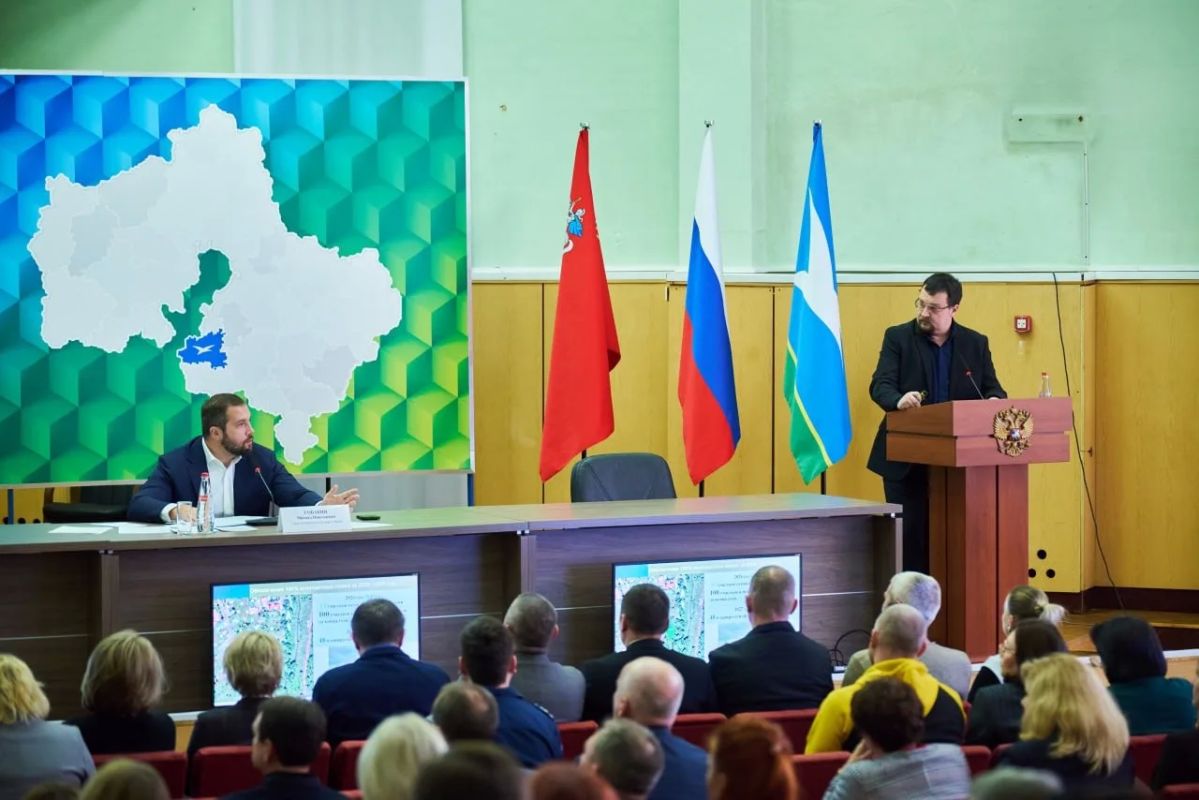 Михаил Собакин: В ходе расширенного общегородского совещания с руководящим составом Администрации, начальниками Управлений и структурных подразделений, представителями правоохранительных органов и служб м.о. Чехов обсудили... Михаил Собакин: В ходе расширенного общегородского совещания с руководящим составом Администрации, начальниками Управлений и структурных подразделений, представителями правоохранительных органов и служб м.о. Чехов обсудили...