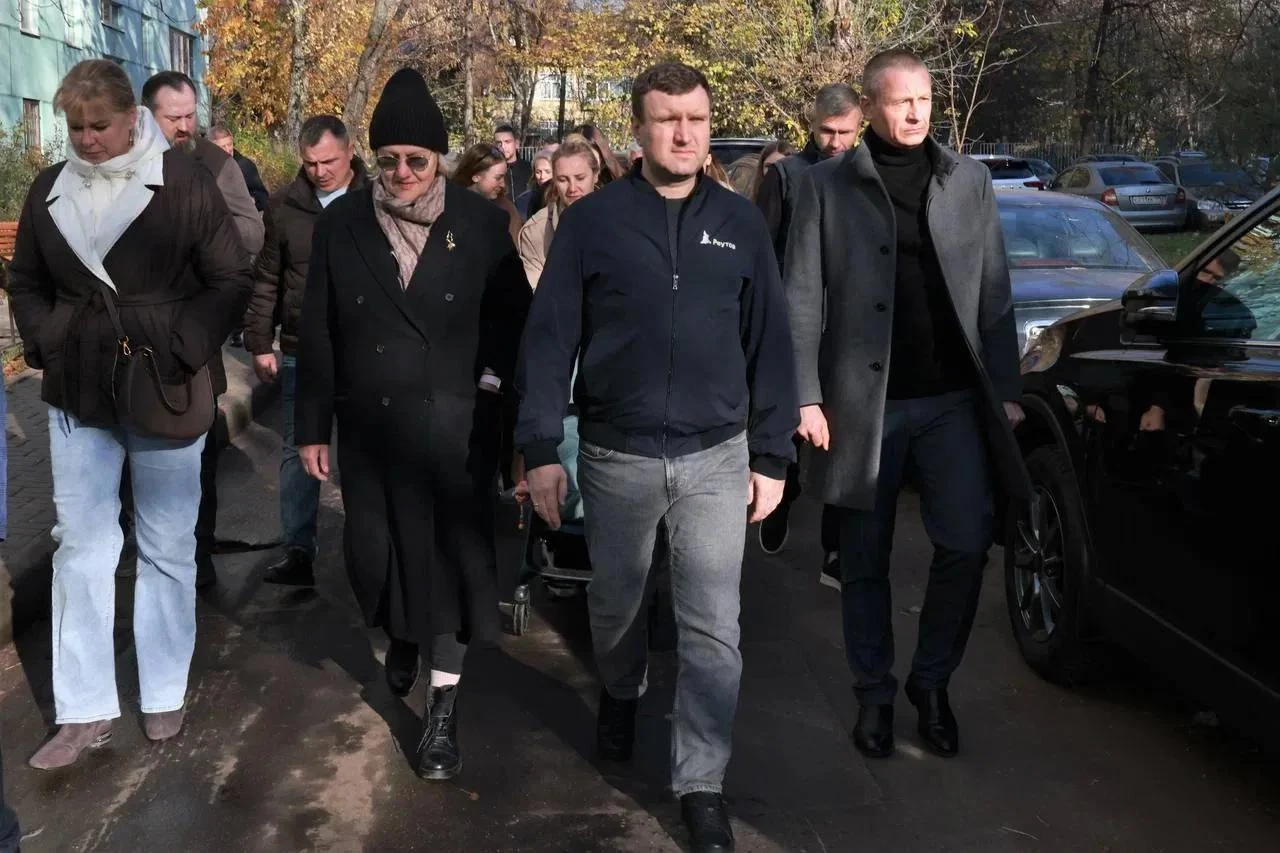 Глава Реутова Алексей Ковязин проверил содержание территорий в северной части города