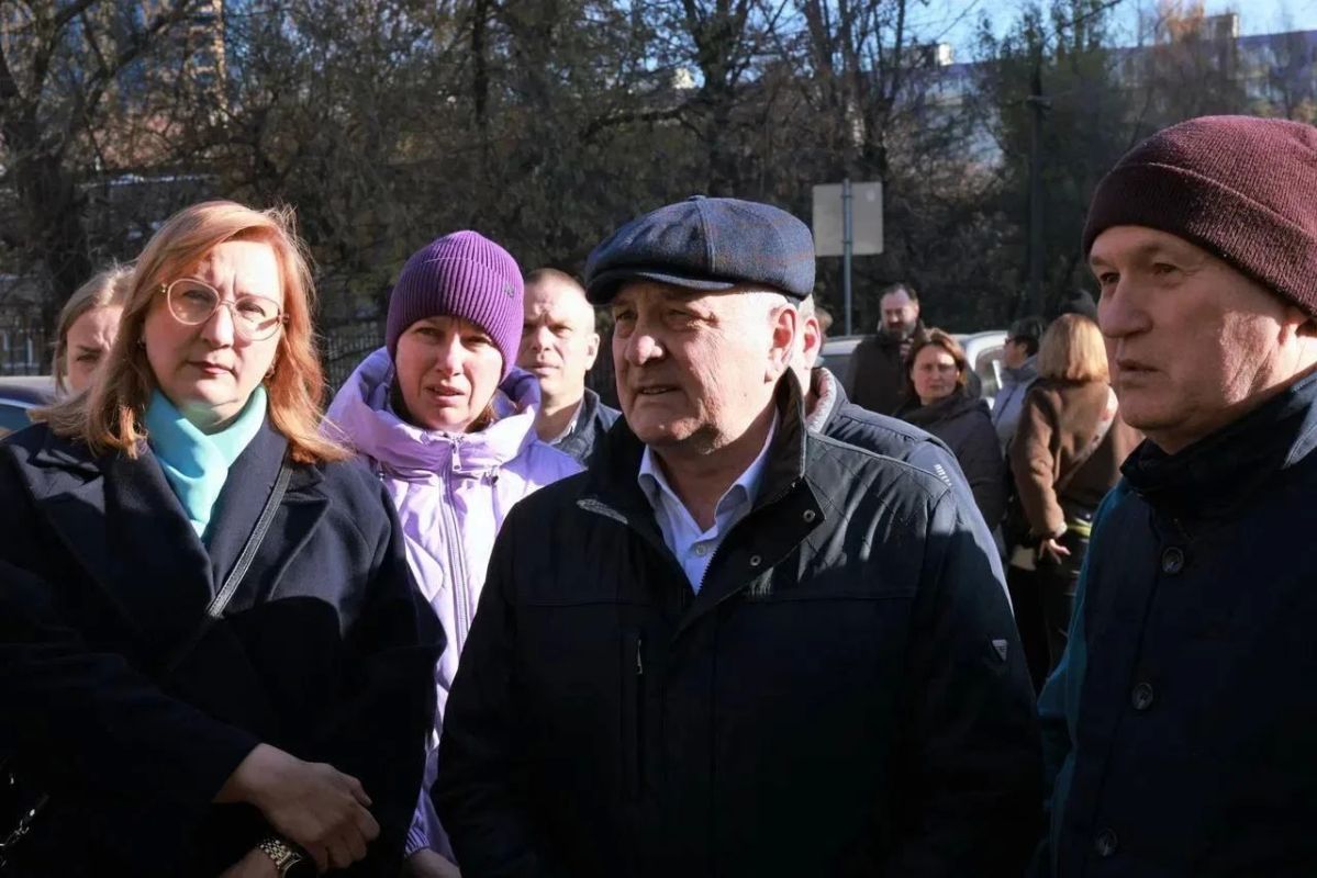Глава Реутова Алексей Ковязин проверил содержание территорий в северной части города Глава Реутова Алексей Ковязин проверил содержание территорий в северной части города